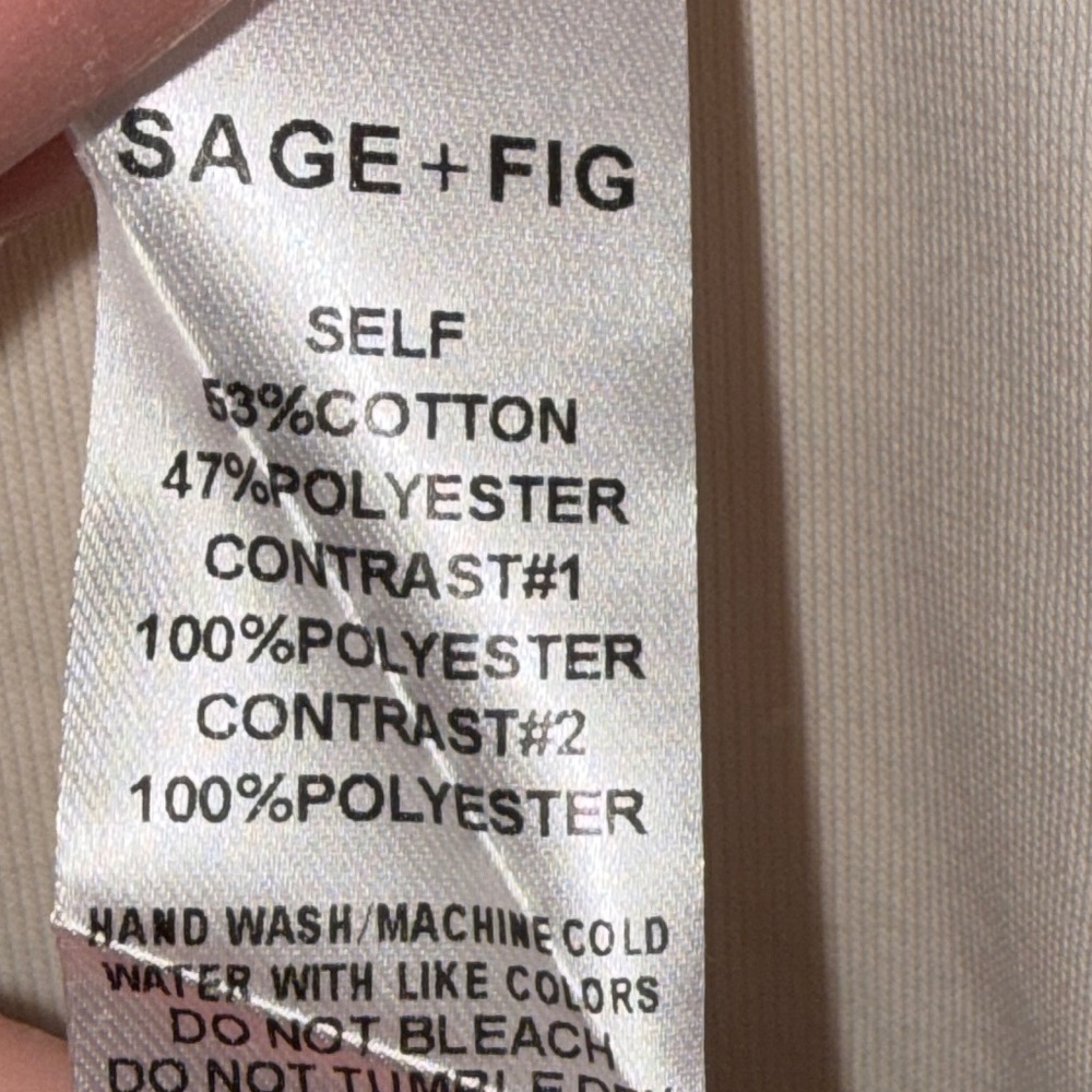 Sage + Fig Women’s White and Orange Graphic Top - Picture 4 of 4
